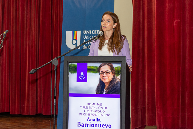 La UNC homenajeó a Analía Barrionuevo y presentó el Observatorio de